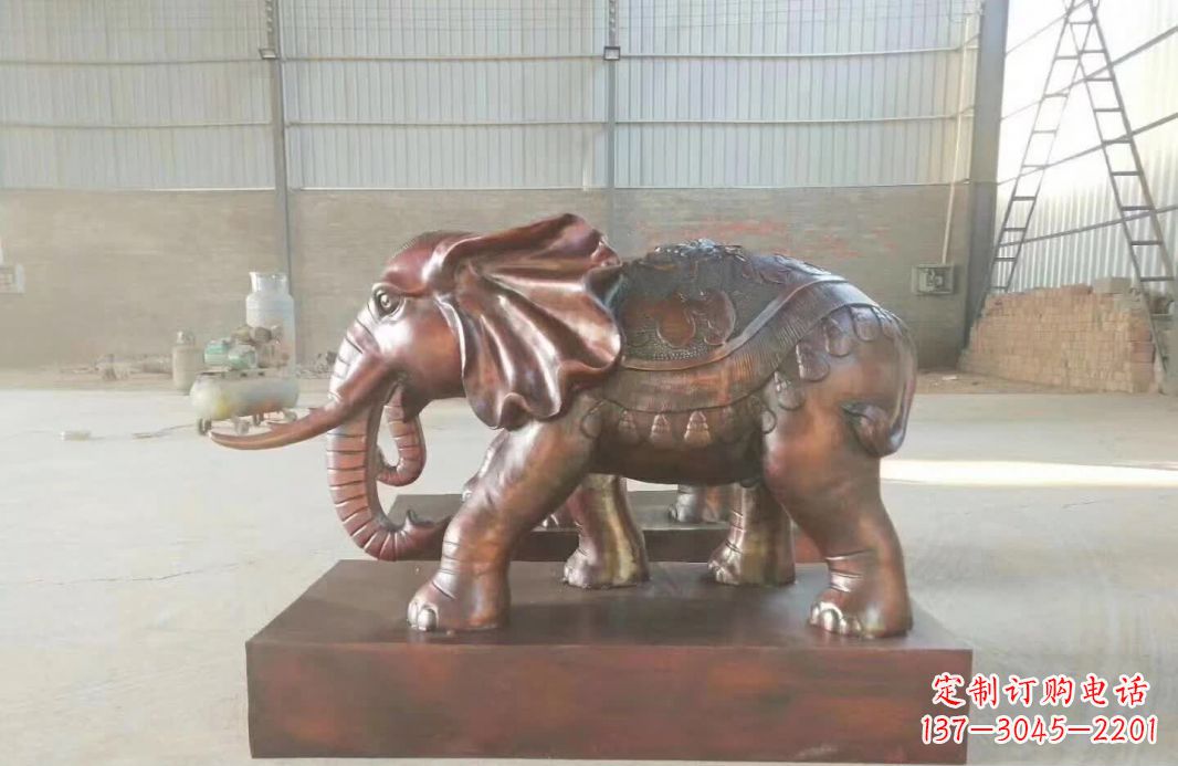 达州去探索大象雕塑,拥抱艺术之美