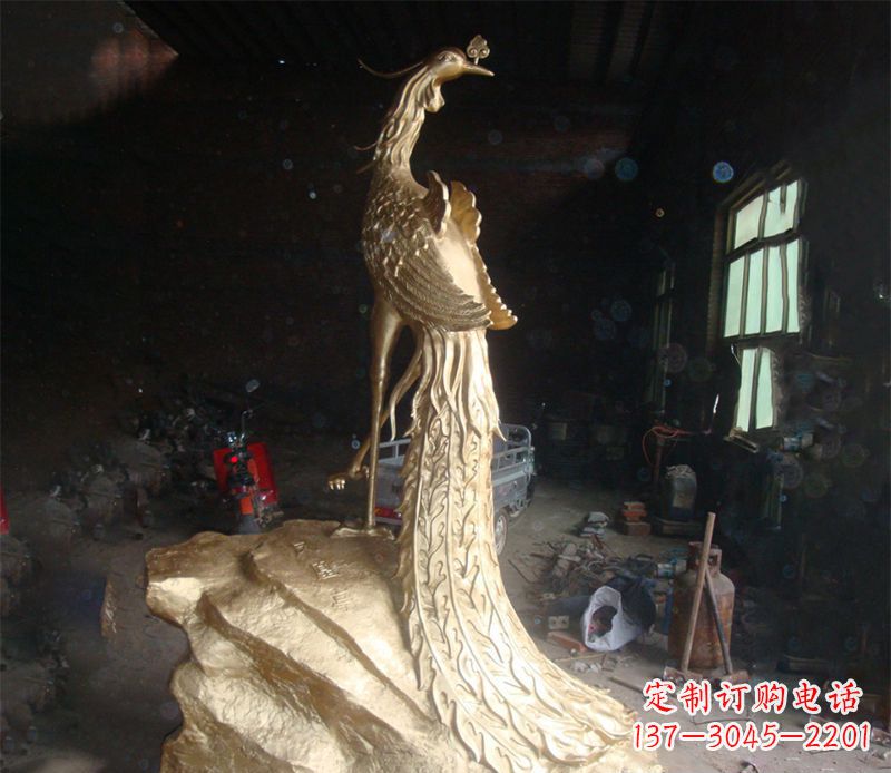 达州精美制作的孔雀雕塑