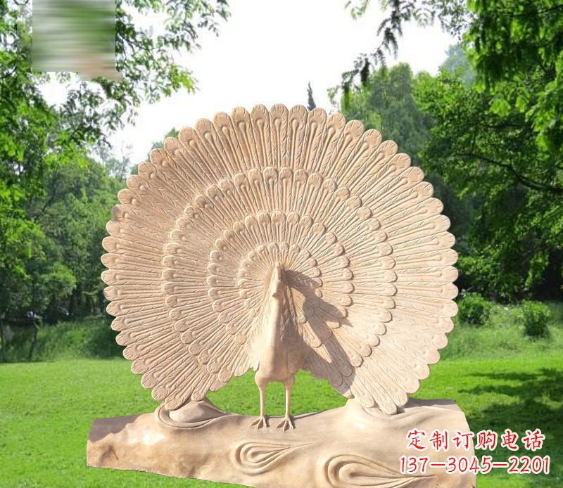 达州欣赏孔雀美感的石雕公园雕塑