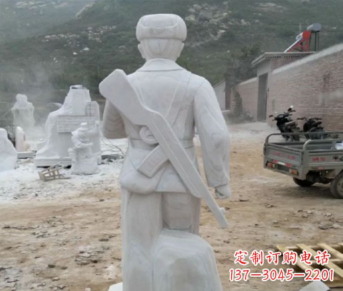 达州来自中领雕塑的经典定制雷锋雕塑