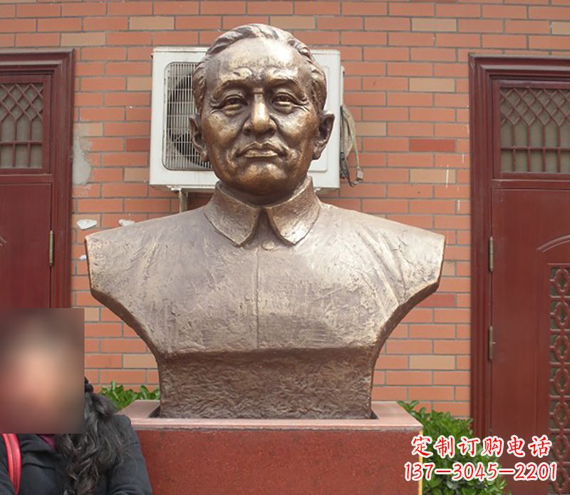 达州李四光头像铜雕