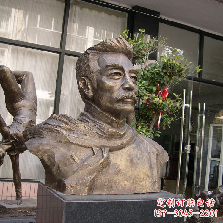 达州鲁迅雕塑,志存高远的精神传承