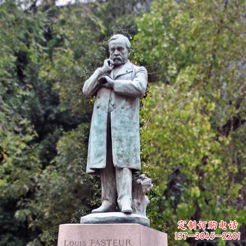 达州领雕塑-路易斯·巴斯德站姿雕像