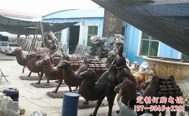 达州骆驼公园动物铜雕