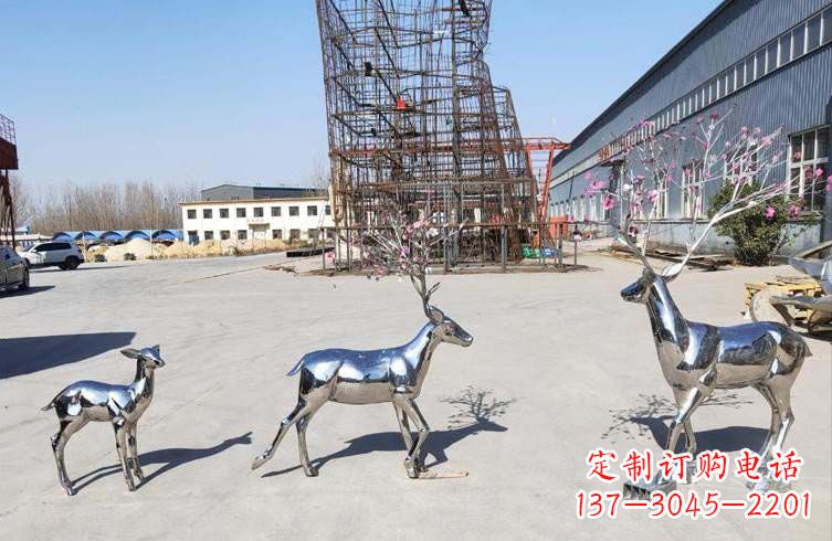 达州梅花鹿不锈钢雕塑,惊艳于众