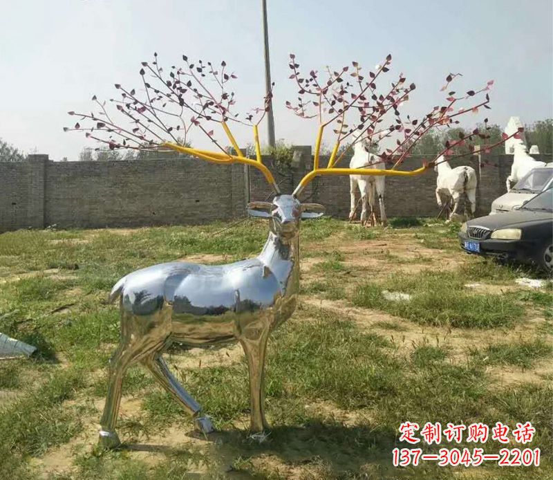 达州梅花鹿镜面不锈钢雕塑