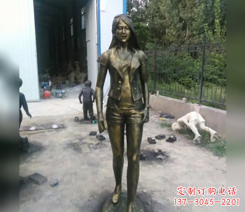 达州深入人心的美女铜雕