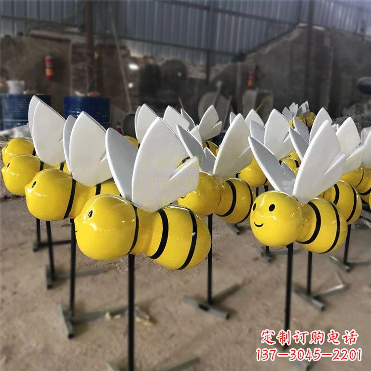 达州蜜蜂玻璃钢公园雕塑插件