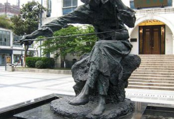 达州荣耀音乐家，华彦钧拉二胡雕塑-音乐学院园…