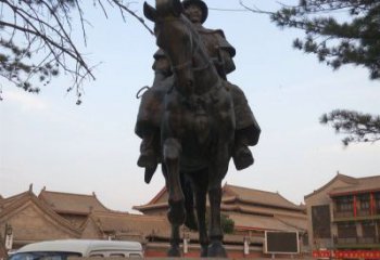 达州雕刻精美的蒙古人骑马铜雕