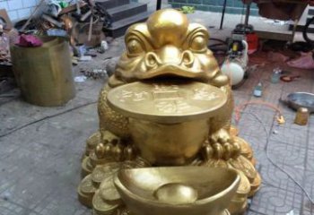 达州铜质金蟾招财动物雕塑
