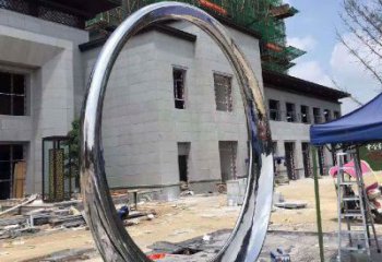 达州精致典雅的镜面不锈钢圆环雕塑