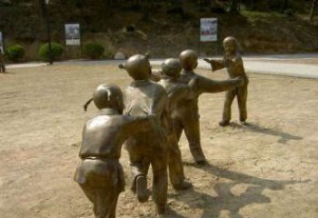 达州珍贵传统，中领雕塑老鹰抓小鸡铜雕