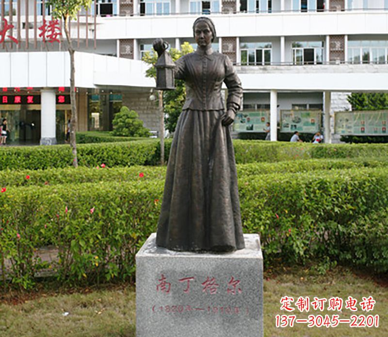 达州静谧中的南丁格尔铜雕