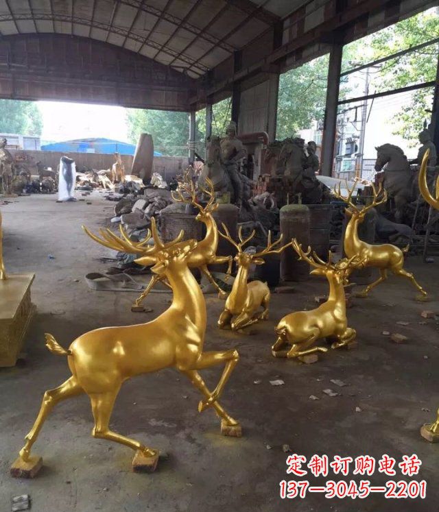 达州风格多样的玻璃钢动物雕塑