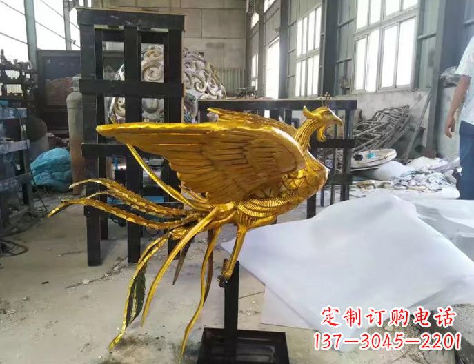 达州精美凤凰雕塑漆金无双