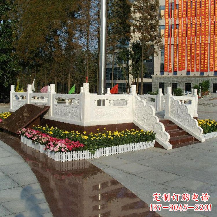 达州企业汉白玉石雕广场升旗台