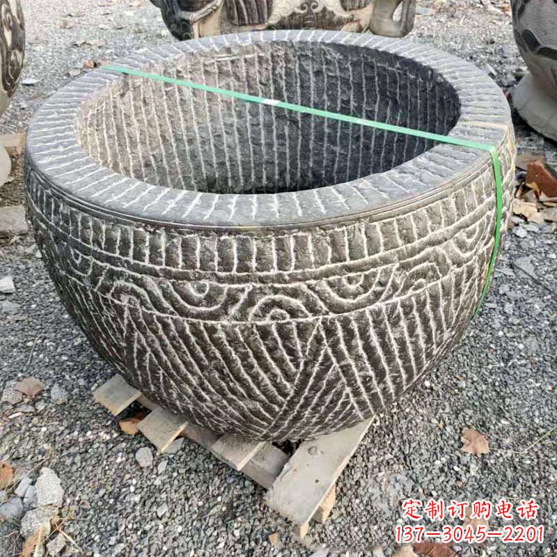 达州精美青石莲花水缸雕塑