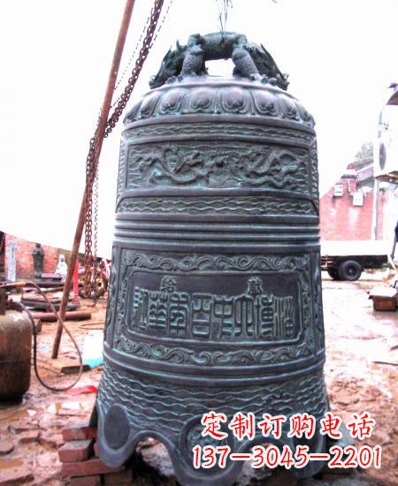 达州精美历久弥新的青铜钟雕塑