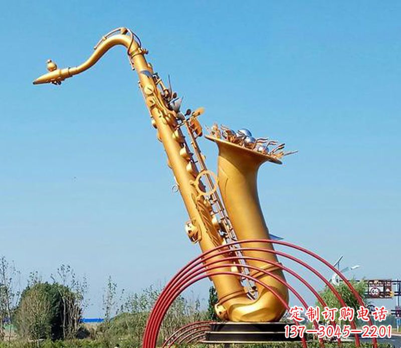 达州中领雕塑:萨克斯铜雕高质量制作