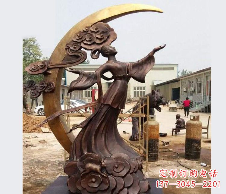 达州中领雕塑:精美嫦娥月亮铜雕