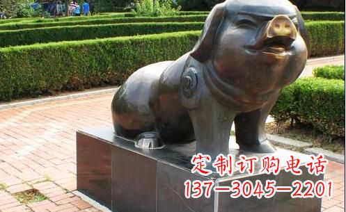 达州古典中国十二生肖猪铜雕塑