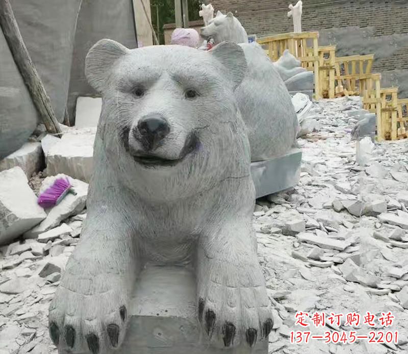 达州高端石雕狗熊雕塑,精致细节,完美还原动物真实感