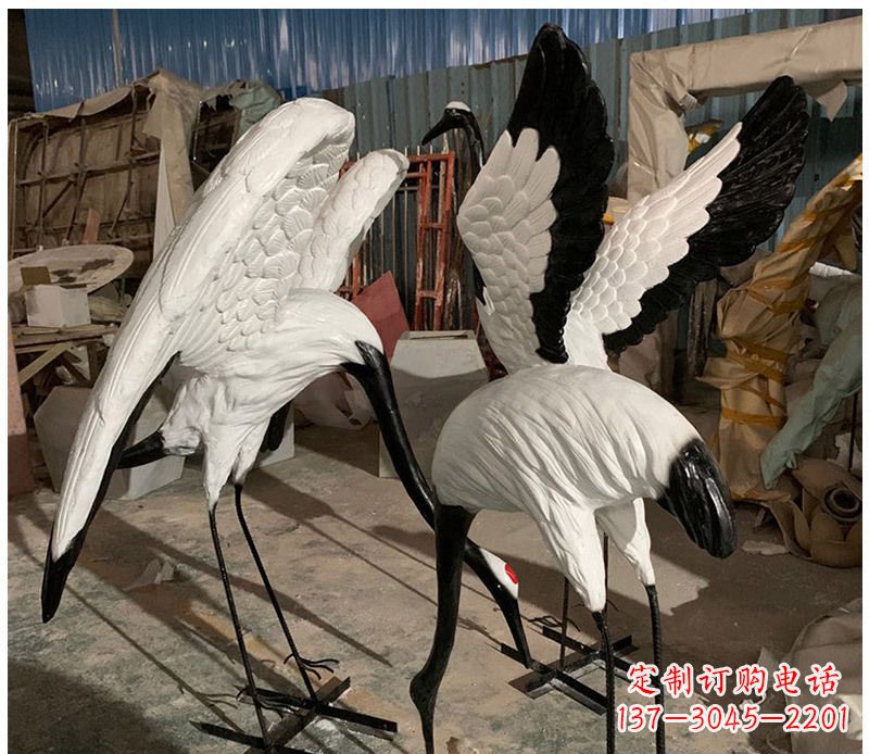 达州石雕展翅丹顶鹤动物雕塑