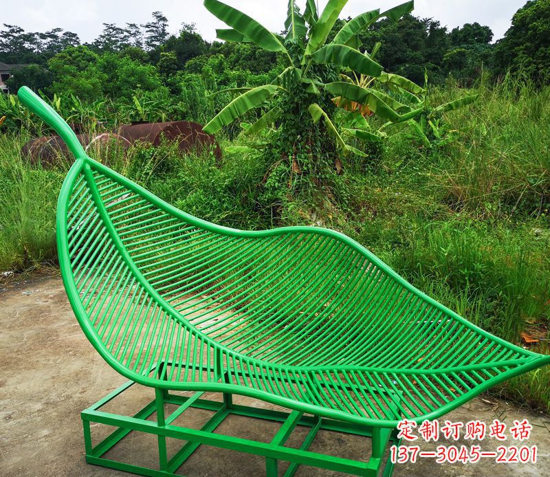 达州树叶不锈钢景观雕塑