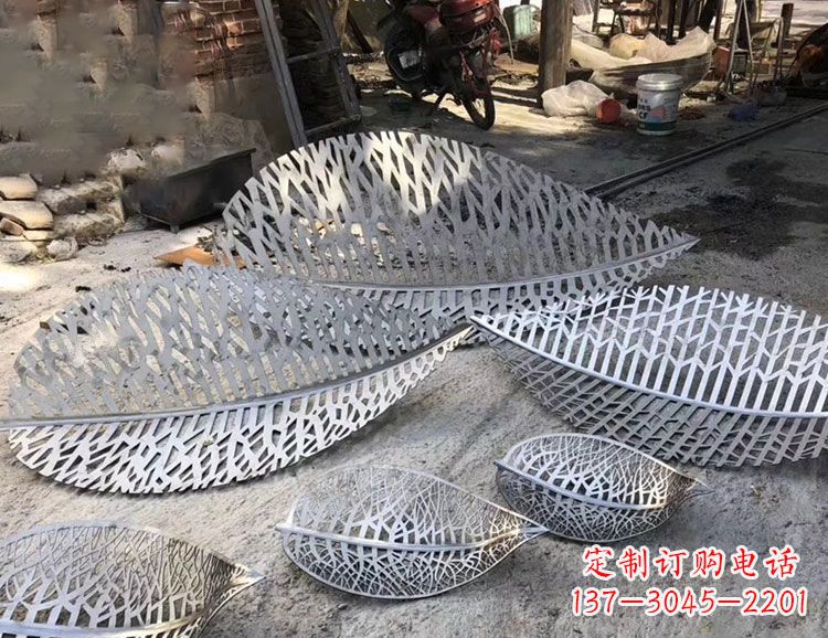 达州树叶镂空不锈钢雕塑