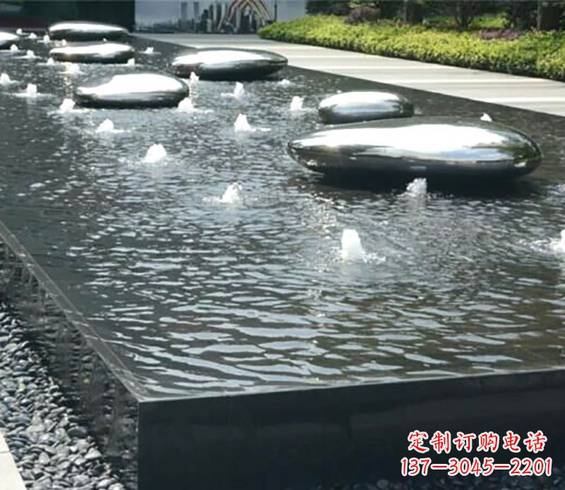 达州水滴水池不锈钢雕塑