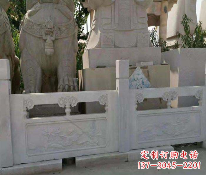 达州寺庙景观汉白玉石浮雕栏板