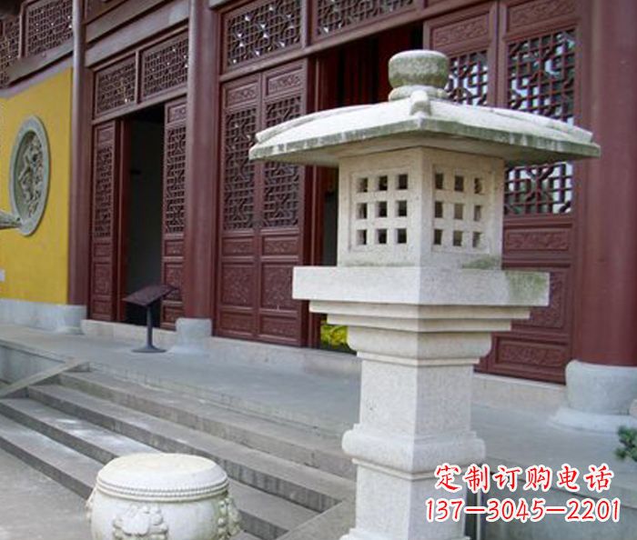 达州寺庙景观镂空石灯石雕