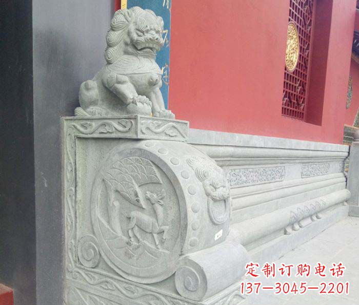 达州寺庙景观狮子石门墩抱鼓石