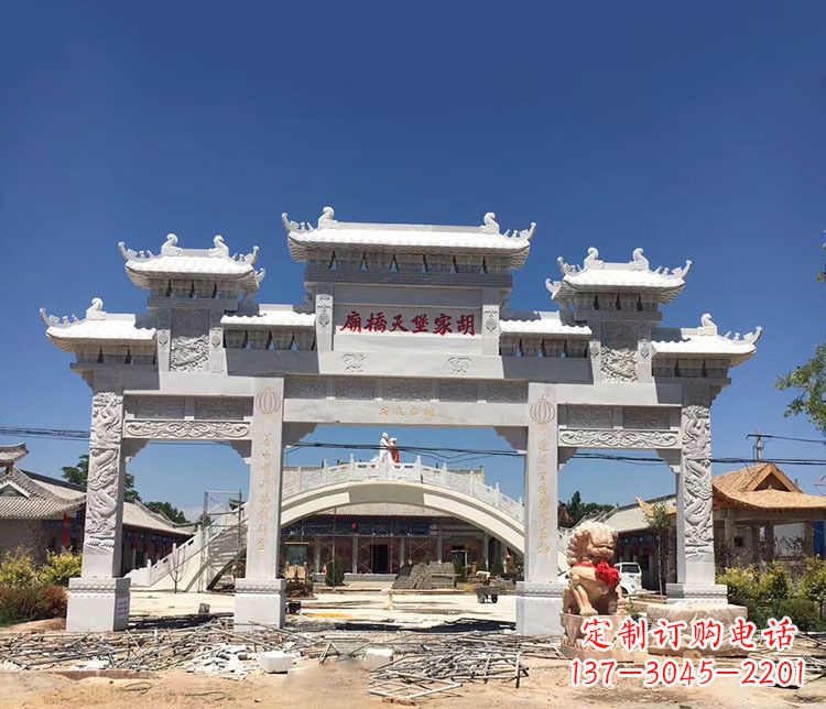达州寺庙三门五楼石牌坊石雕_1