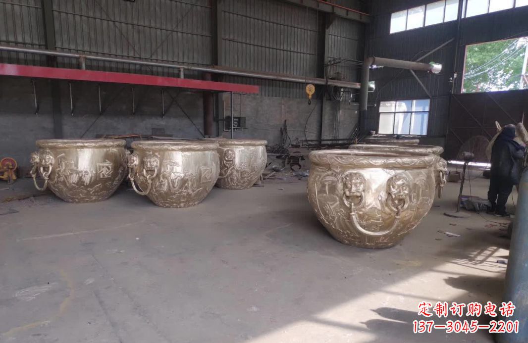 达州寺庙水缸铜雕塑