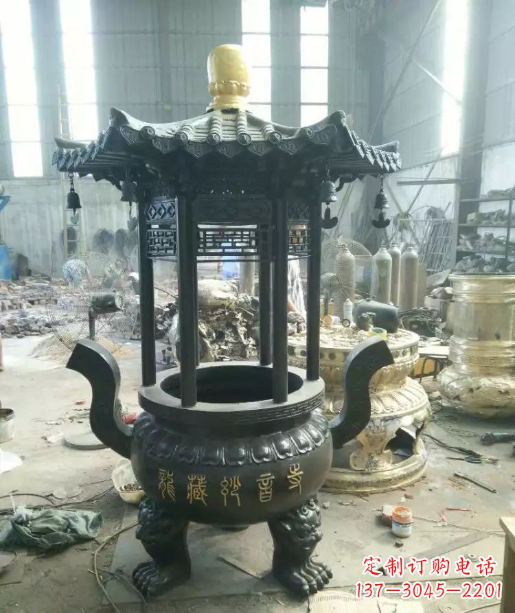 达州寺庙圆香炉铜雕 (2)