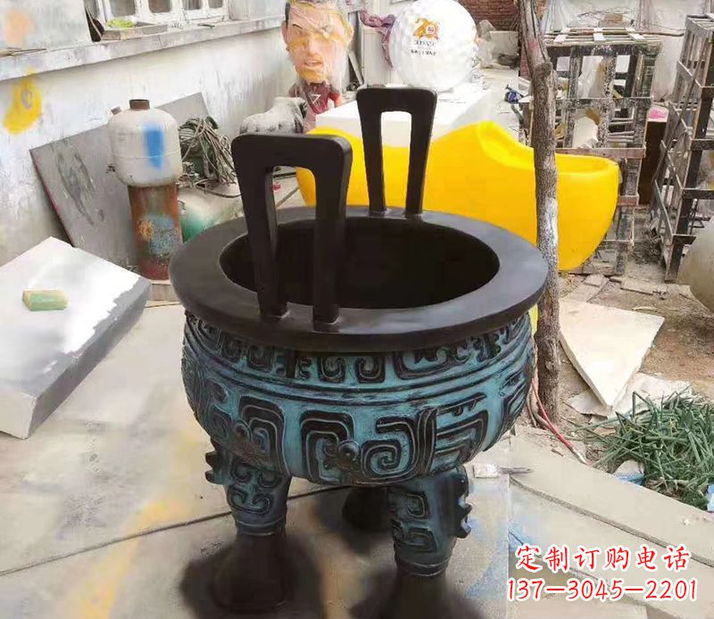 达州寺庙圆型铜雕香炉