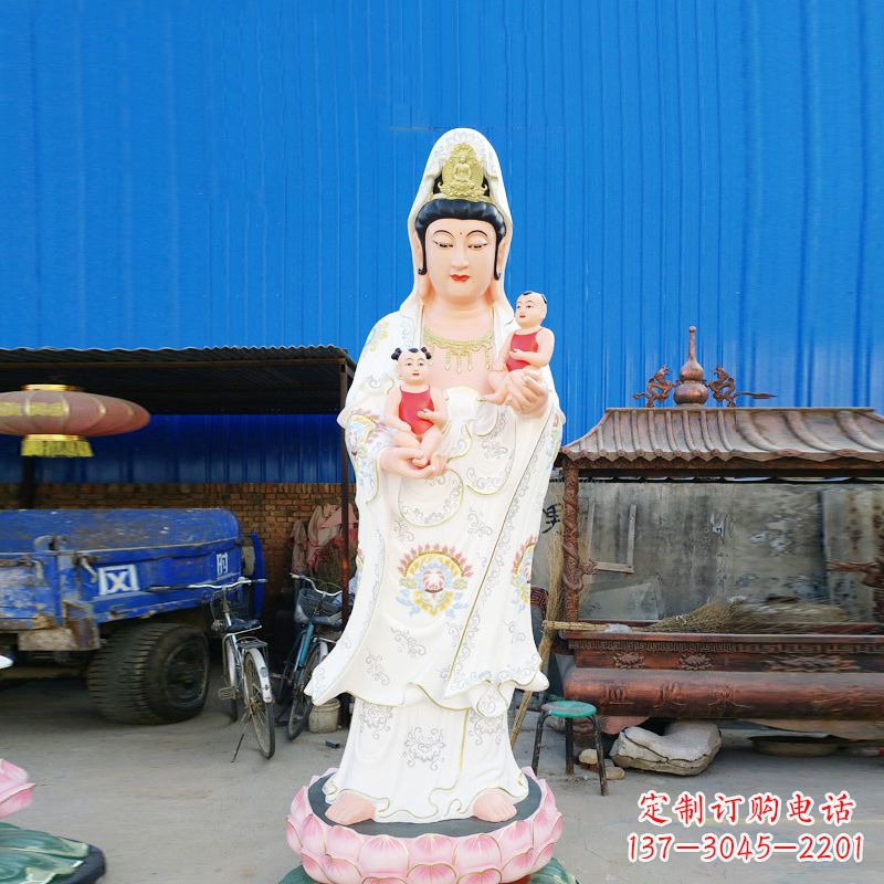 达州送子观音彩绘玻璃钢雕塑