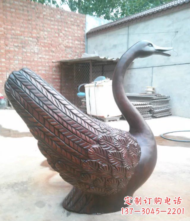 达州天鹅公园天王动物铜雕