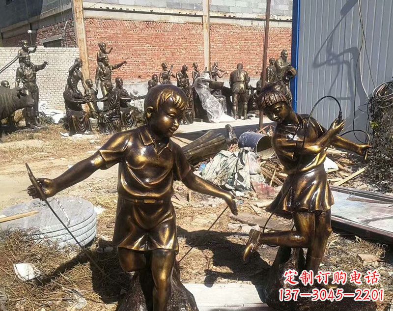 达州跳绳的儿童铜雕