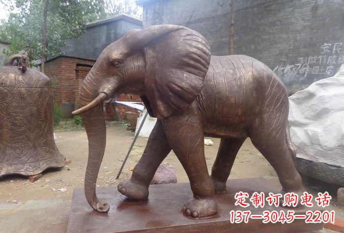 达州铜大象雕塑