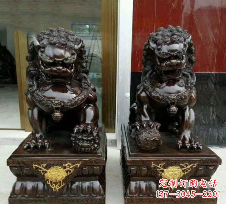 达州铜雕故宫狮子