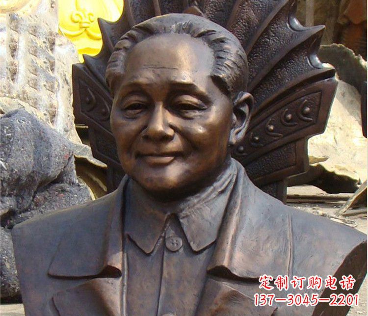 达州铜雕广场邓小平肖像雕塑