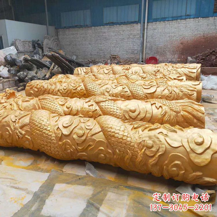 达州铜雕广场龙柱