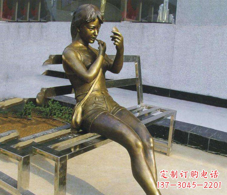 达州铜雕商业街化妆女孩人物雕塑