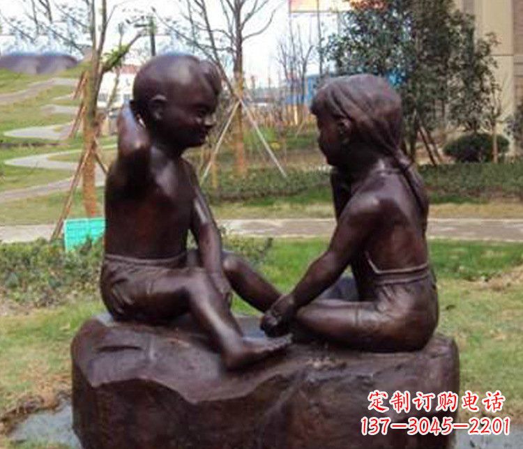 达州铜雕小区玩游戏儿童雕塑
