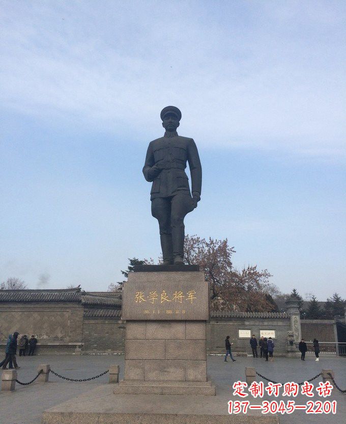 达州铜雕张学良近代名人雕塑