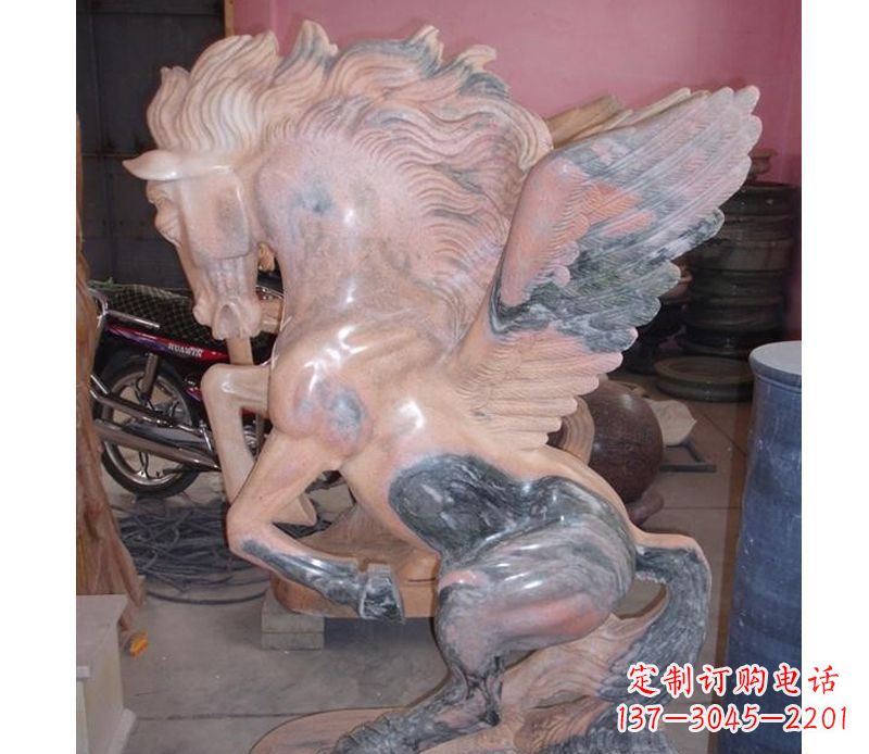 达州晚霞红奔马石雕