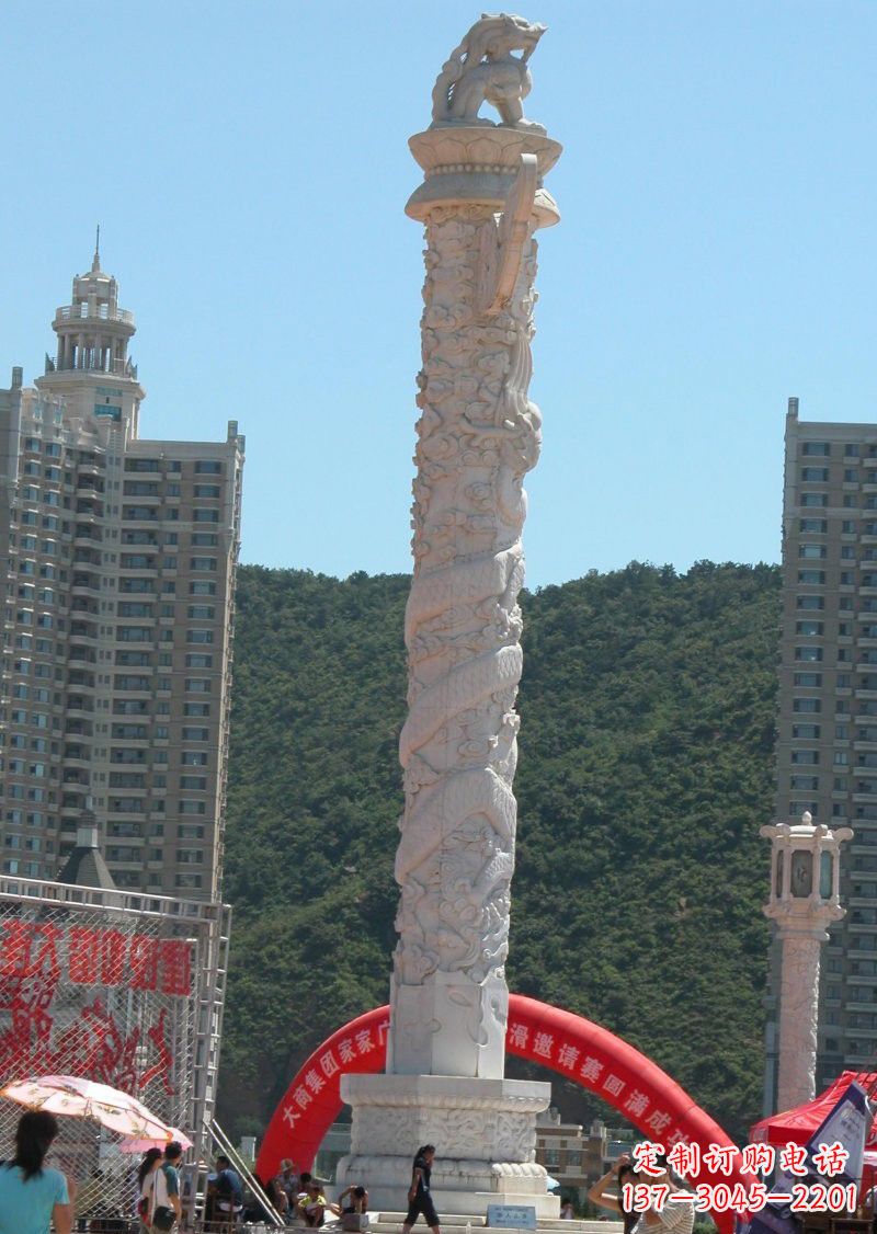 达州晚霞红广场龙柱